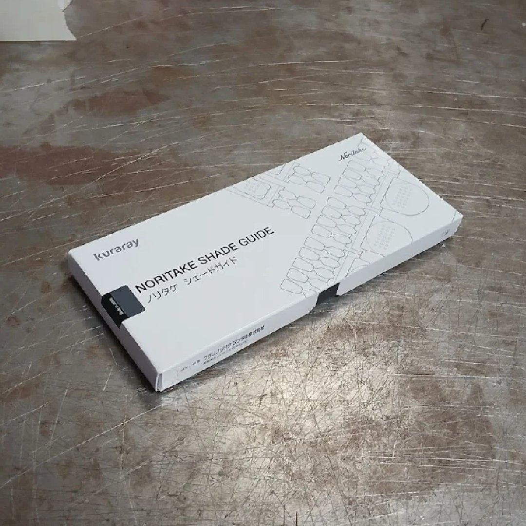 teintier NORITAKE shade guide