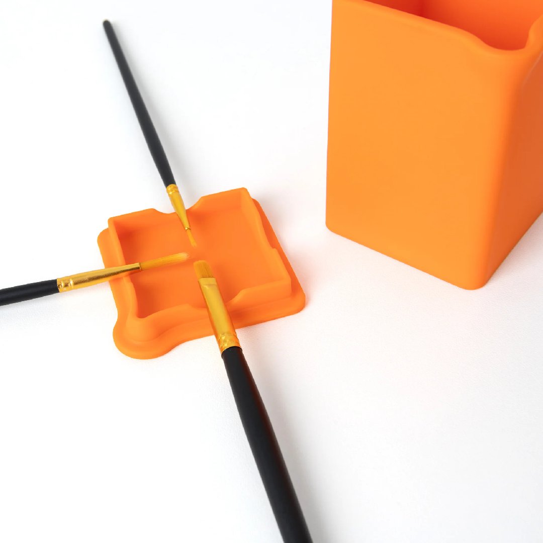 le couvercle hermétique de votre slap well vous sert également de support