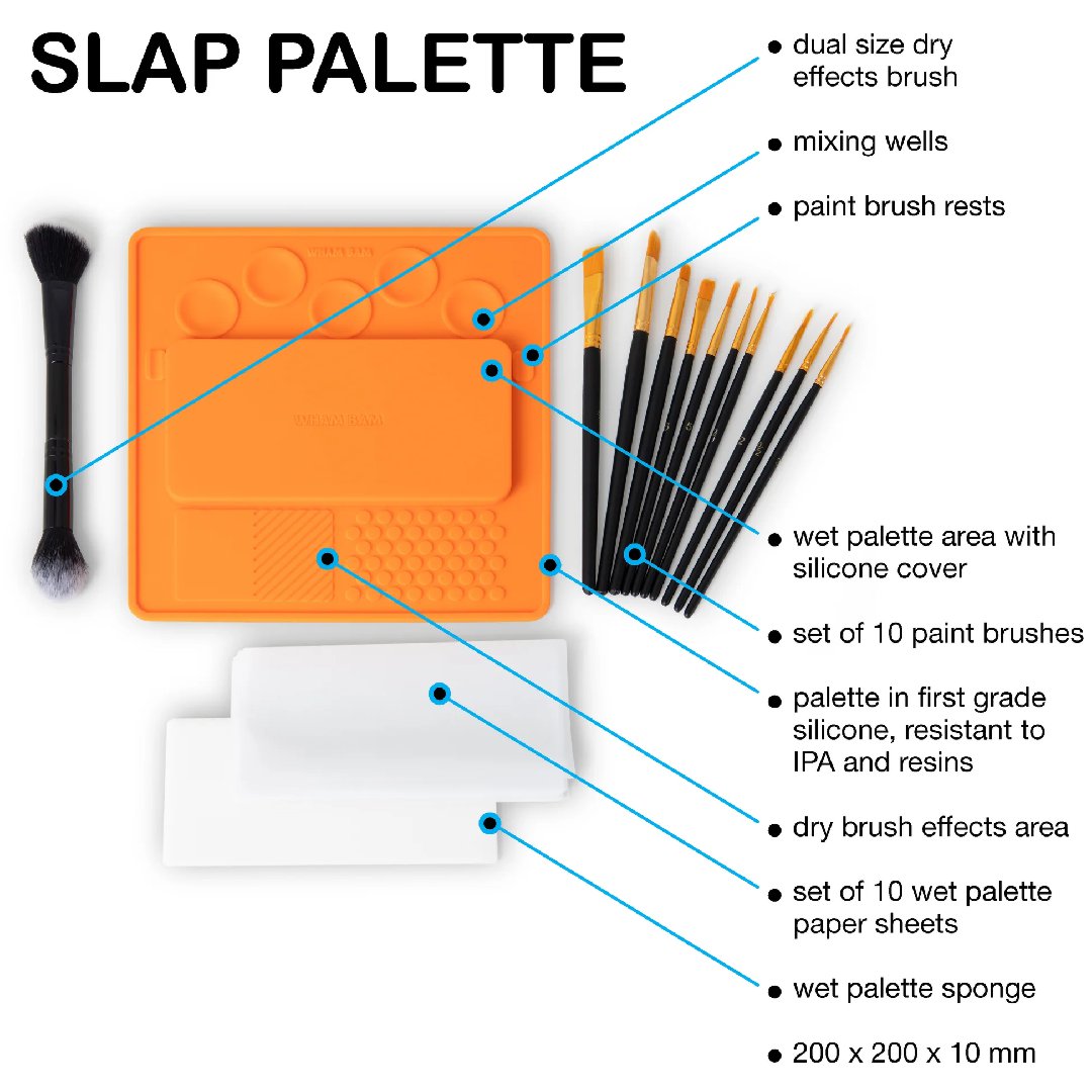 Slap palette livrée avec 10 pinceaux, un gros pinceau style maquillage, 10 feuilles de papier pour palette humide et une éponge.